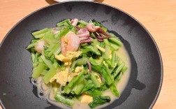 白菜海鲜同食会中毒吗？