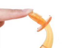 九个月宝宝磨牙棒怎么做？