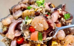 虾仁鱿鱼海鲜炒饭怎么做？