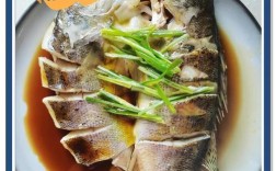清蒸鲈鱼如何做才鲜嫩？