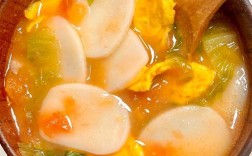 番茄海鲜年糕汤的做法