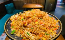 麻辣小海鲜配海鲜炒饭，这搭配绝了？