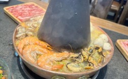 东北酸菜海鲜锅里到底藏着啥鲜？