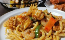 海鲜鸡蛋乌冬面怎么做？