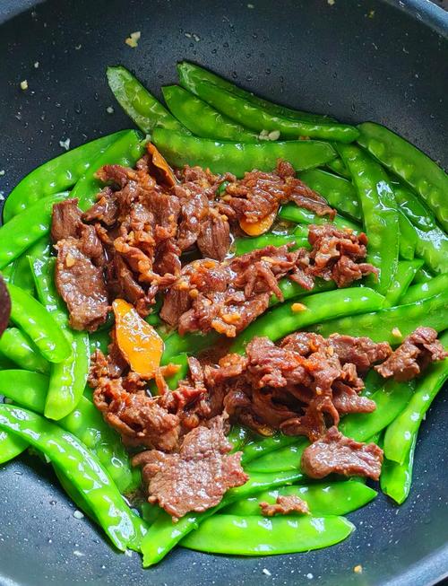 荷兰豆家常炒菜怎么做？-图2