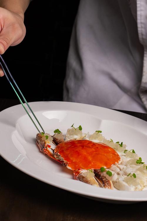 冰冻螃蟹怎么处理才鲜嫩？做法有哪些？-图1