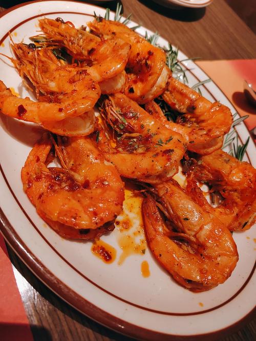 西班牙海鲜饭为何必加藏红花粉？-图1