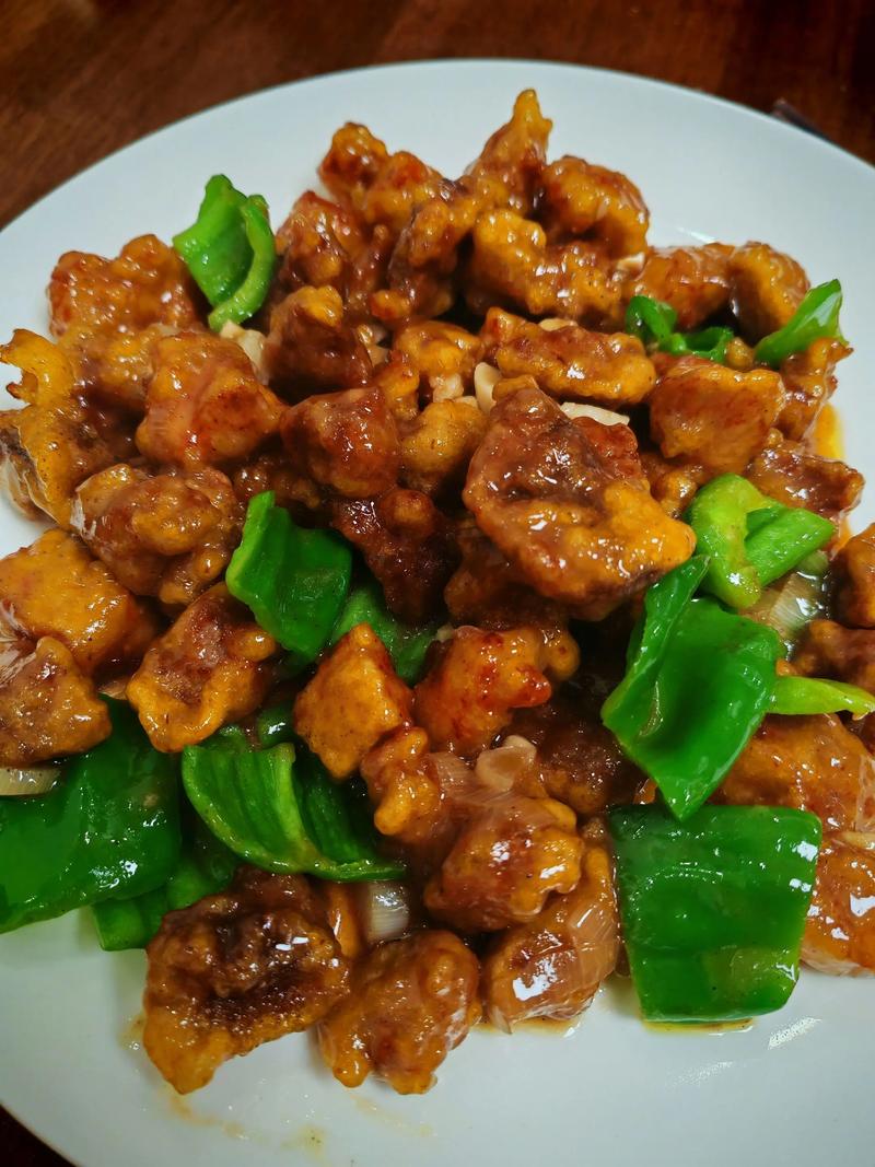 青椒肉段怎么做才正宗？家常做法大全家解密！-图1