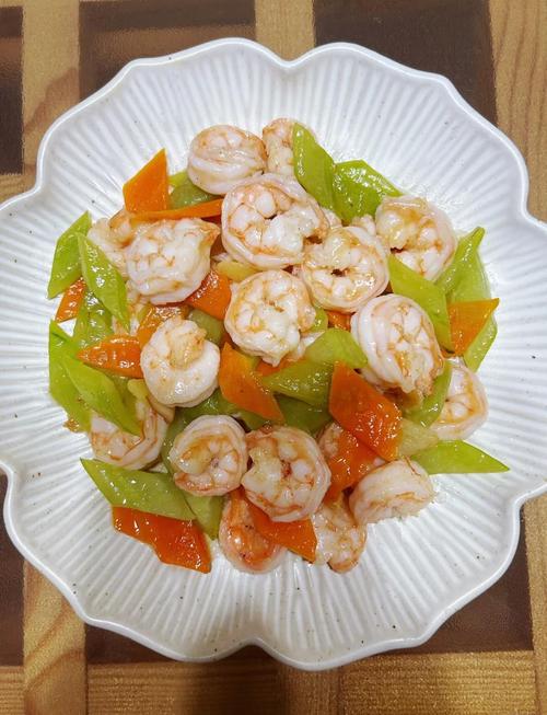 黄瓜虾仁家常做法有哪些？-图1