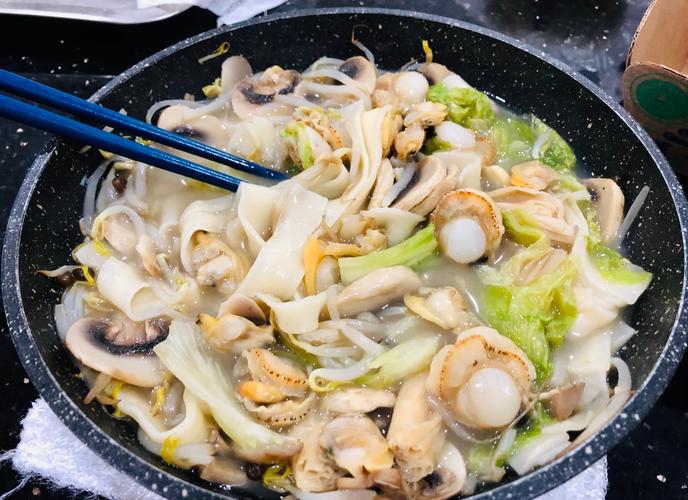 香菇海鲜面怎么做最鲜香？-图1