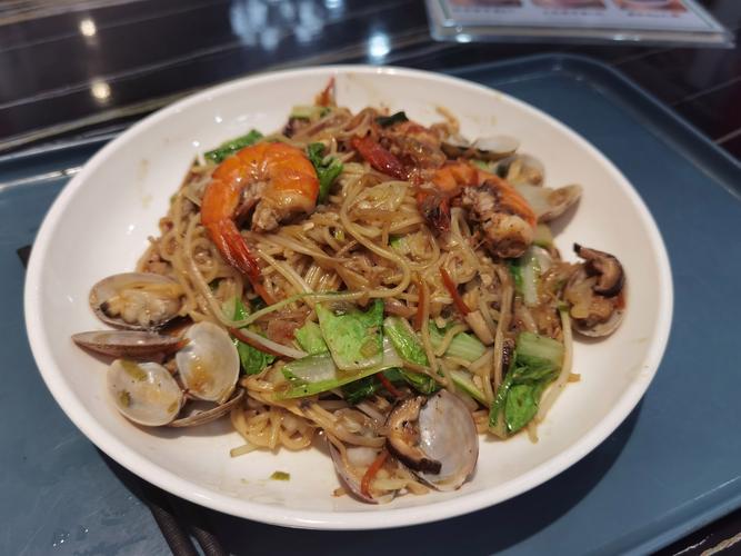 辣味海鲜炒面怎么做？-图2