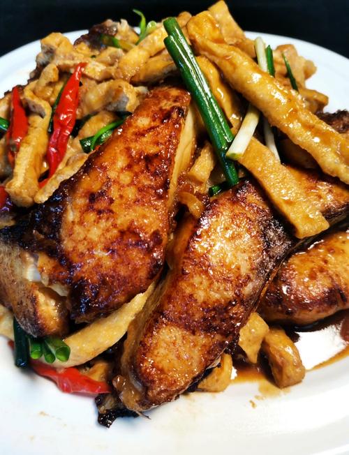 草鱼怎么做家常好吃又简单？-图1