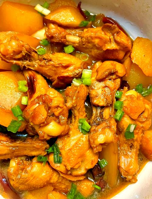 红烧鸡腿土豆怎么做才好吃？-图1