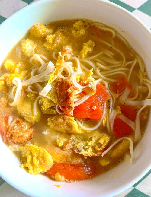 宝宝西红柿鸡蛋挂面怎么做更营养？-图1