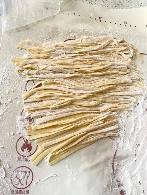 diy宝宝面条怎么晒干-图1