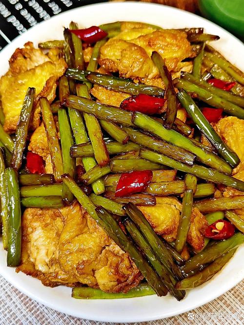 蒜苔炒干怎么做？家常做法有哪些？-图1