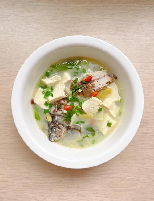 豆腐鱼汤家常做法有哪些？-图2