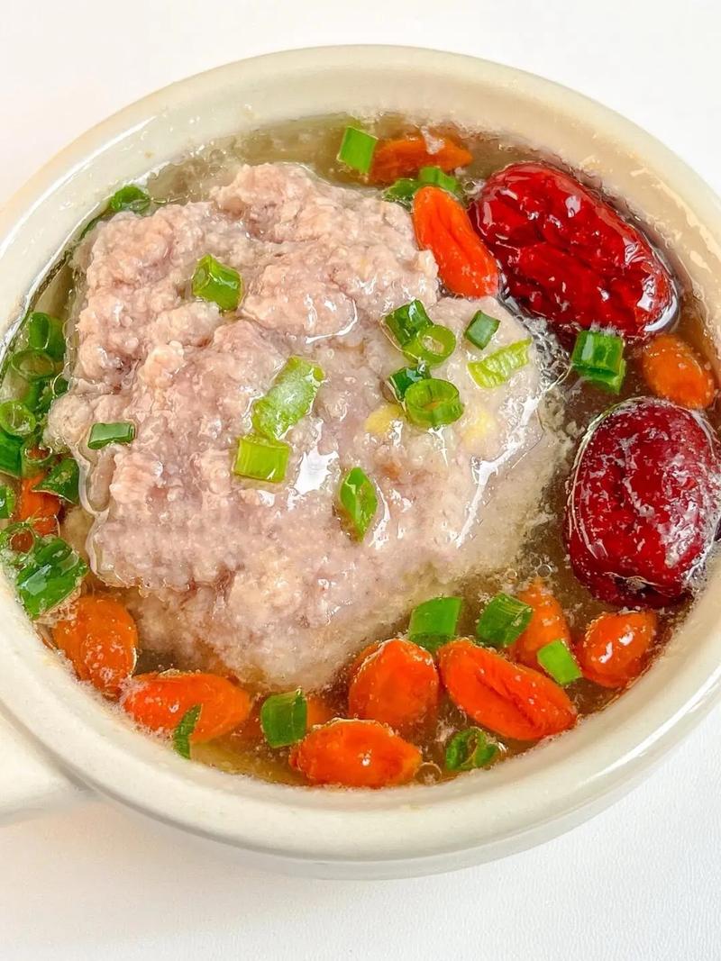 6个月宝宝瘦肉汤怎么做才适合喝？-图2