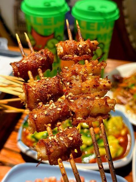 五花肉卷金针菇这样做，好吃不腻吗？-图2