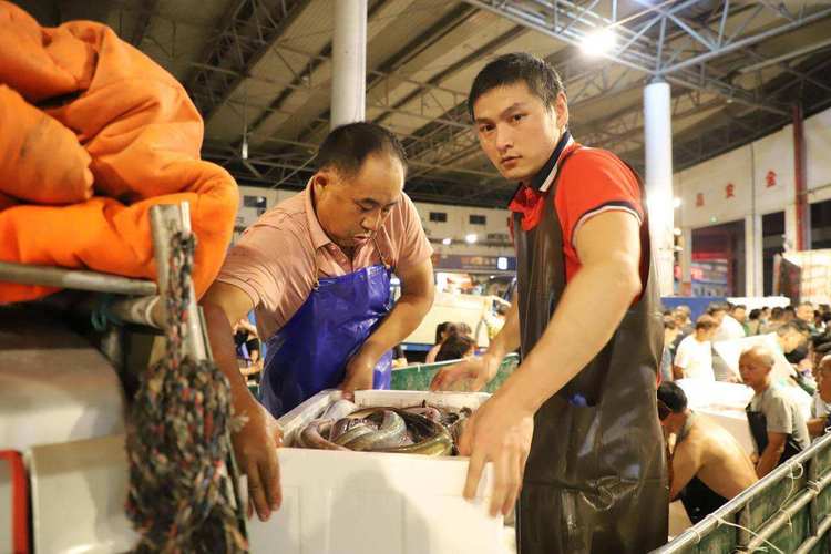 台州哪个港口能买到新鲜海鲜？-图3