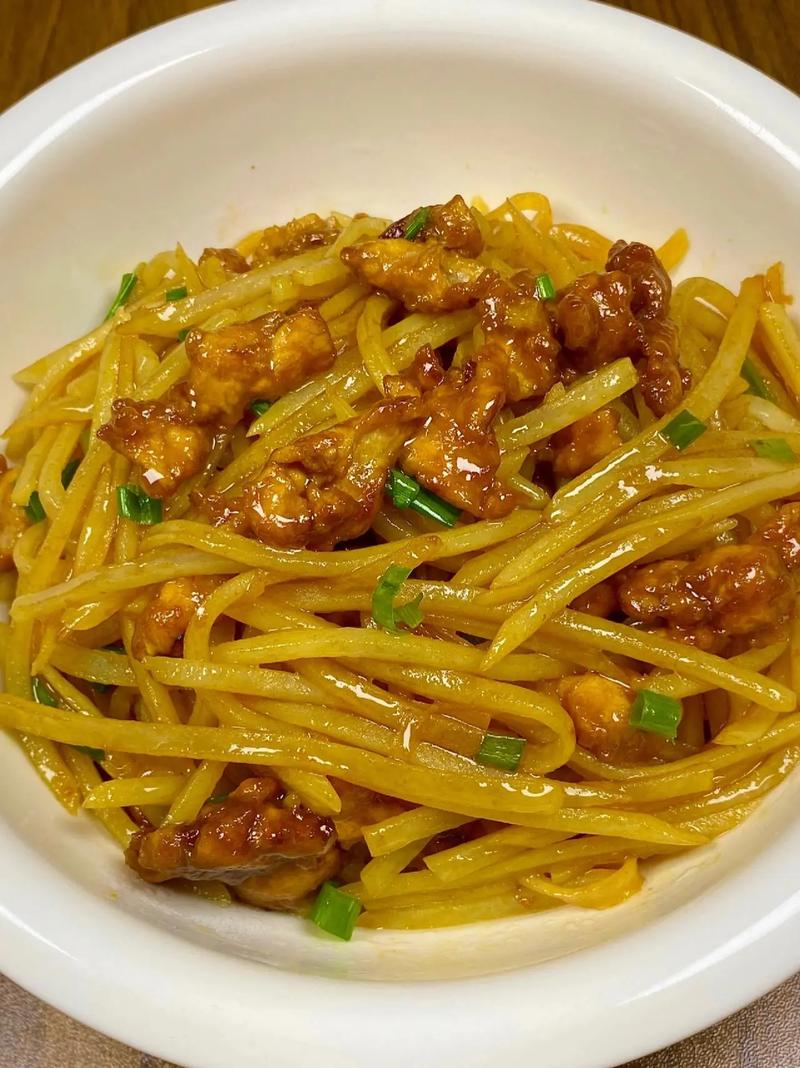 土豆丝炒肉怎么做才正宗？-图3