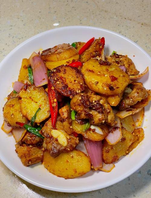 干锅土豆片怎么做才正宗入味？-图1