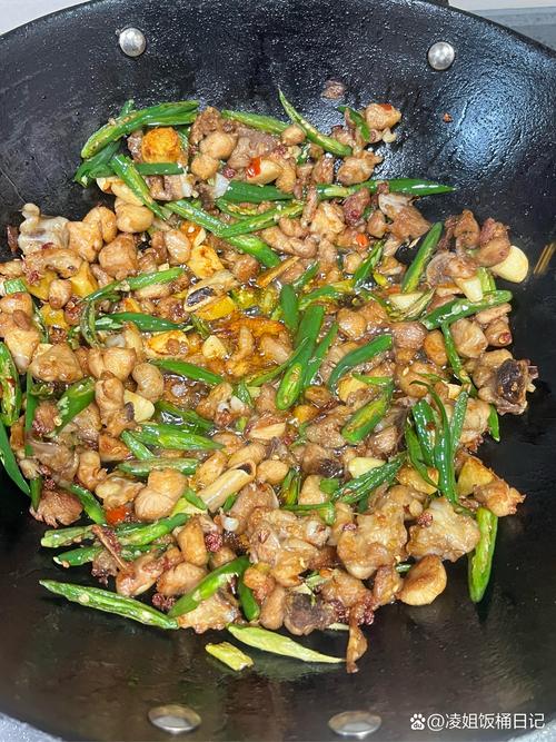 青椒辣子鸡家常做法有哪些？-图3