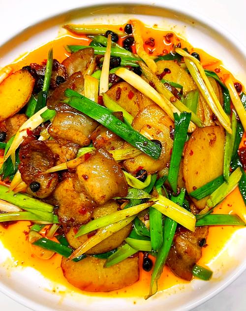 土豆回锅肉怎么做才正宗？-图1