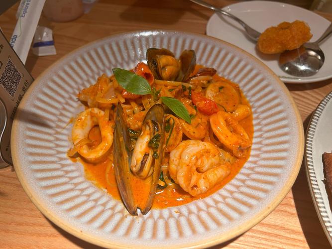 咖喱海鲜炒面怎么做？家常做法有哪些？-图2