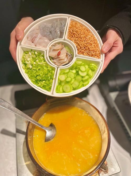 龙虾海鲜泡饭怎么做？-图3