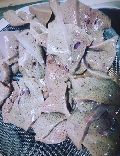 8月宝宝能吃猪肝粉吗？-图1