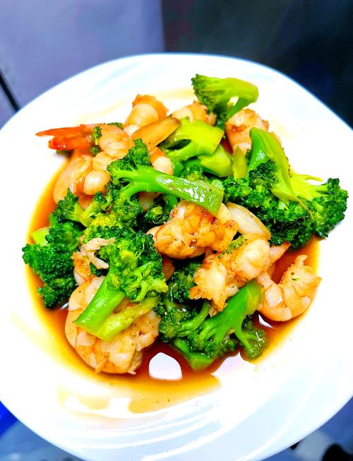 虾仁西兰花怎么做才嫩滑入味？-图1