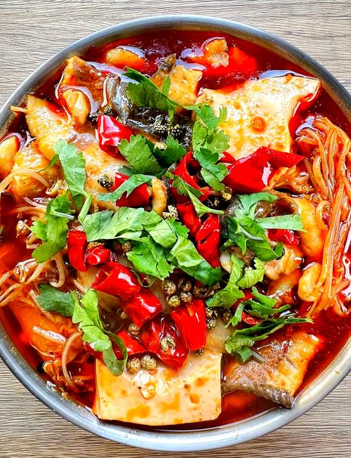 家常麻辣水煮鱼怎么做才够味？-图2