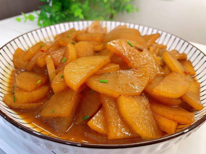 红烧白萝卜怎么做才好吃？家常做法有哪些？-图3