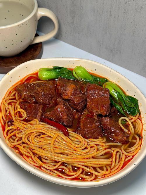 家常红烧牛肉面怎么做才好吃？-图1