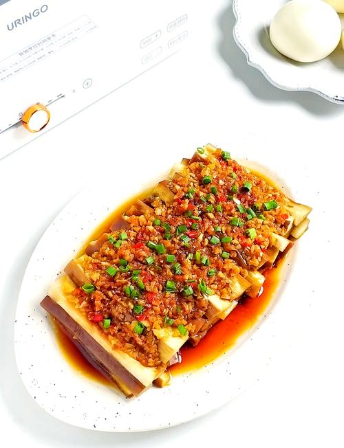 蒜泥茄子怎么蒸才好吃？-图2