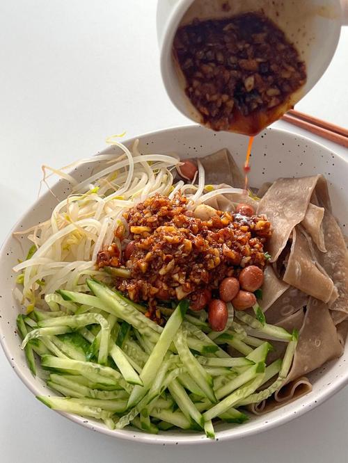 凉面皮的做法家常做法窍门-图2