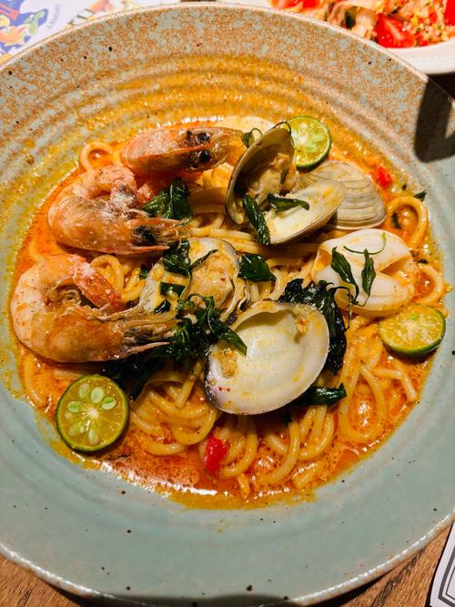 意大利海鲜炒面做法视频-图1