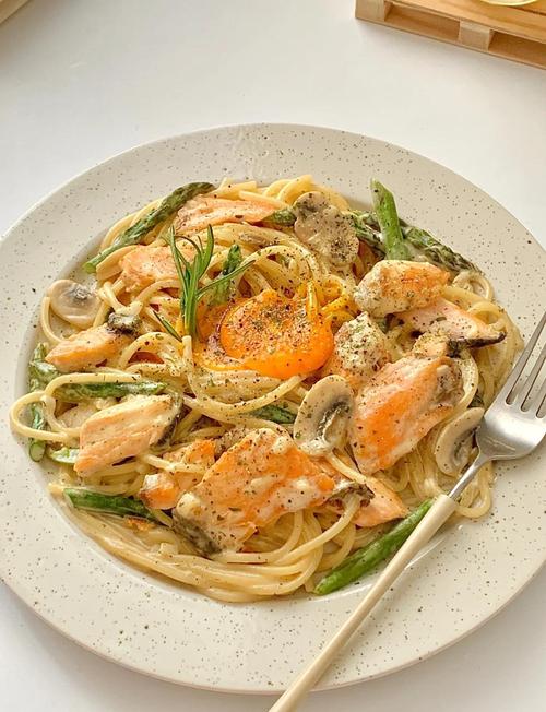 海鲜意面怎么炒才正宗？-图1