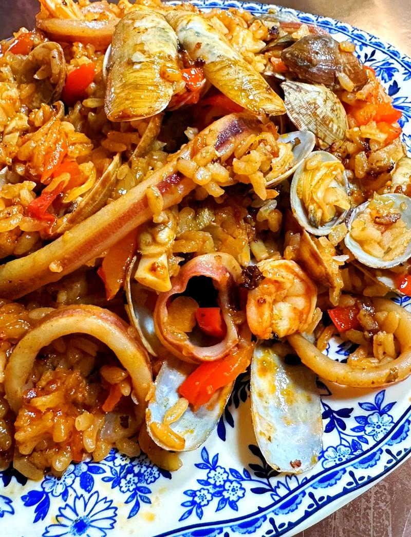 西班牙海鲜烩饭视频做法，关键步骤有哪些？-图2
