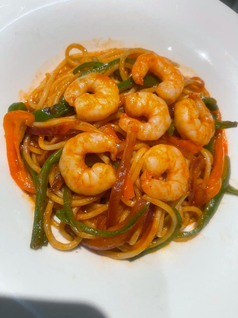 海鲜意大利炒面做法视频-图2