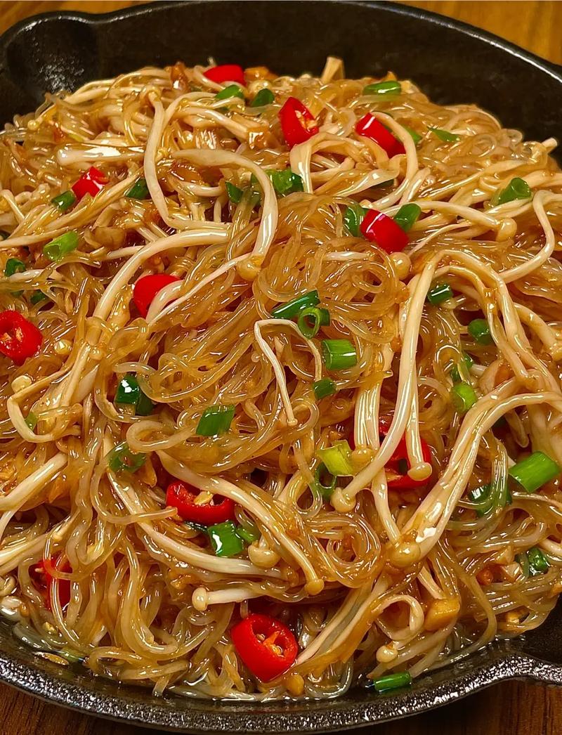 蒜蓉粉丝金针菇怎么做才好吃？-图1