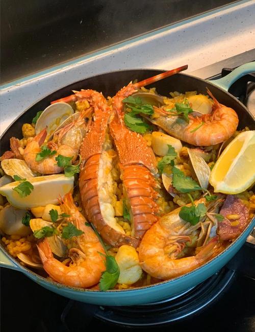 西班牙海鲜烩饭简单做法，在家能轻松做出吗？-图1