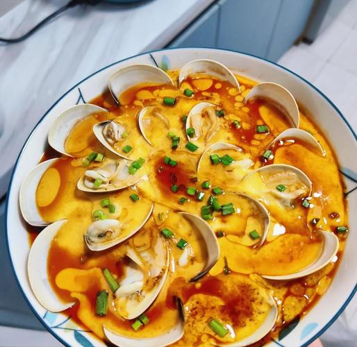 海鲜蛋羹海鲜怎么放上面？-图1