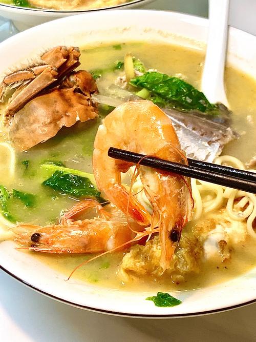 海鲜丸子怎么做海鲜面？-图2