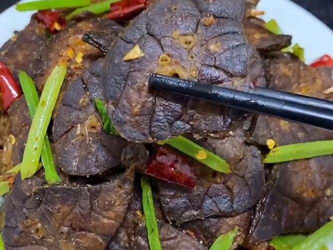 猪肺子家常做法有哪些?-图1 猪肺子家常做法有哪些?-图1