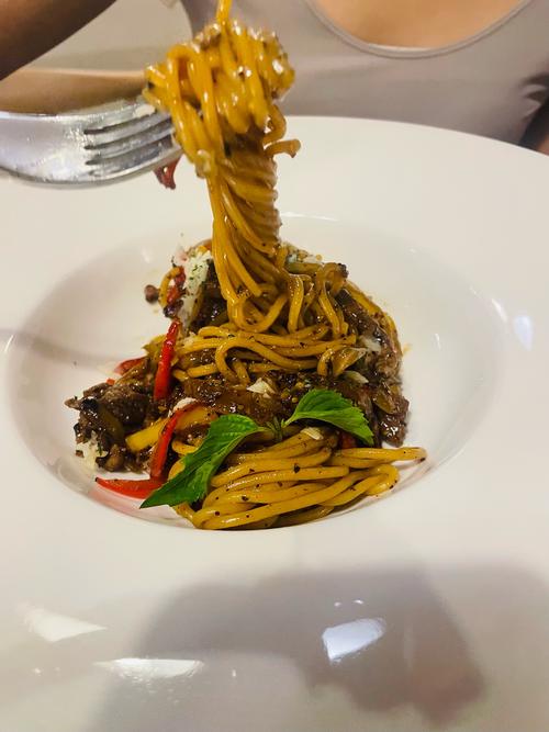 海鲜黑椒意大利面做法-图1 海鲜黑椒意大利面做法-图1