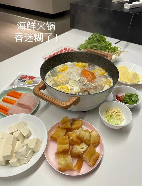 港式海鲜火锅底料如何调出地道鲜味？-图2