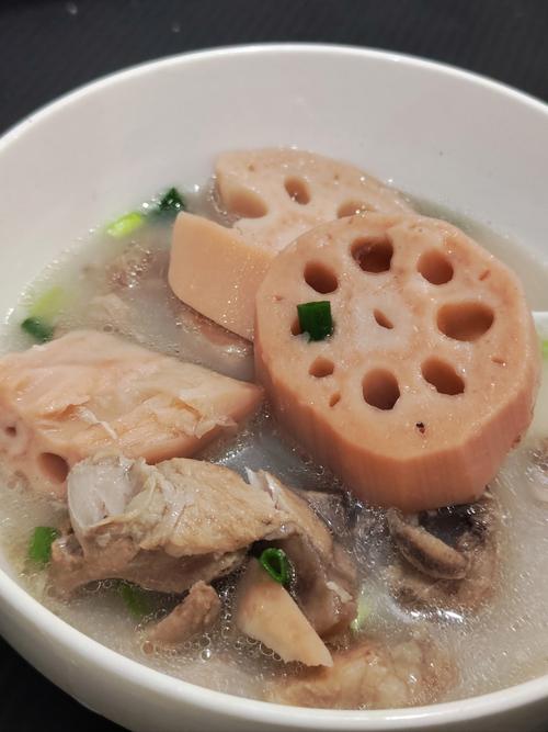 莲藕汤家常做法有哪些？-图2