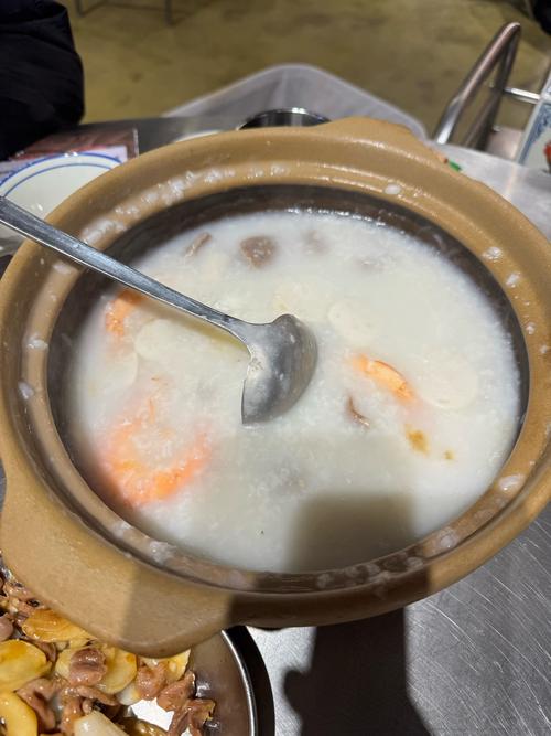 潮州海鲜粥的家常做法-图1